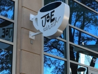 Joe and Nosh Blade Sign