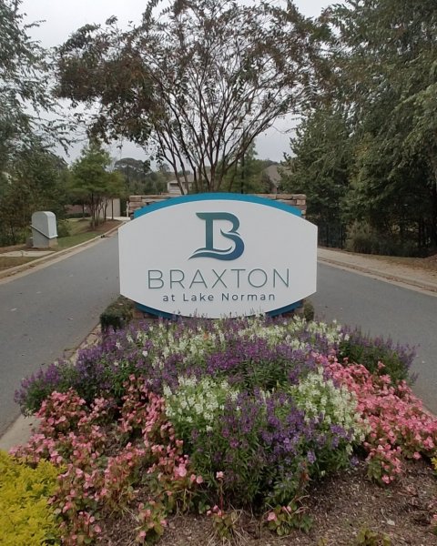 New Face for existing Monument - Braxton at Lake Norman