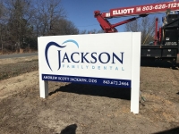 Jackson Family Dental - Monument / Cabinet Sign
